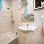Cozy Hortenzija Apartment *